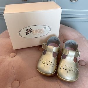 L’Amour Angel “Birdie” Gold, T-Strap Mary Janes, Toddler Size 4